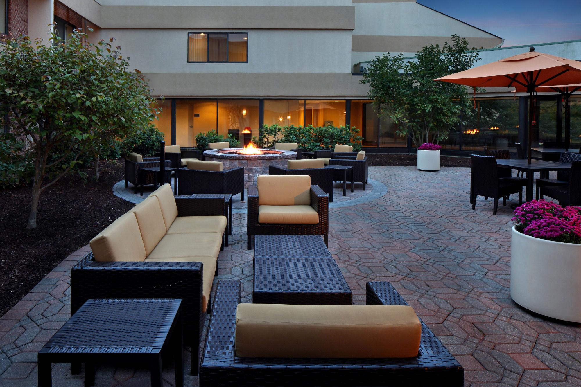 Hotel Courtyard Hartford Cromwell Esterno foto